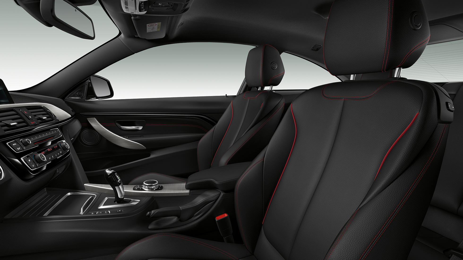 BMW 4 Series Coupé, Model Sport Line interior